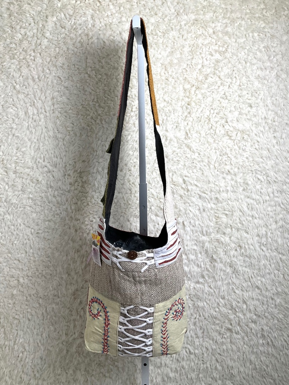 HIMALAYAN HOBO-STYLE WOMEN'S CROSSBODY/SLING PURSE~NWT!